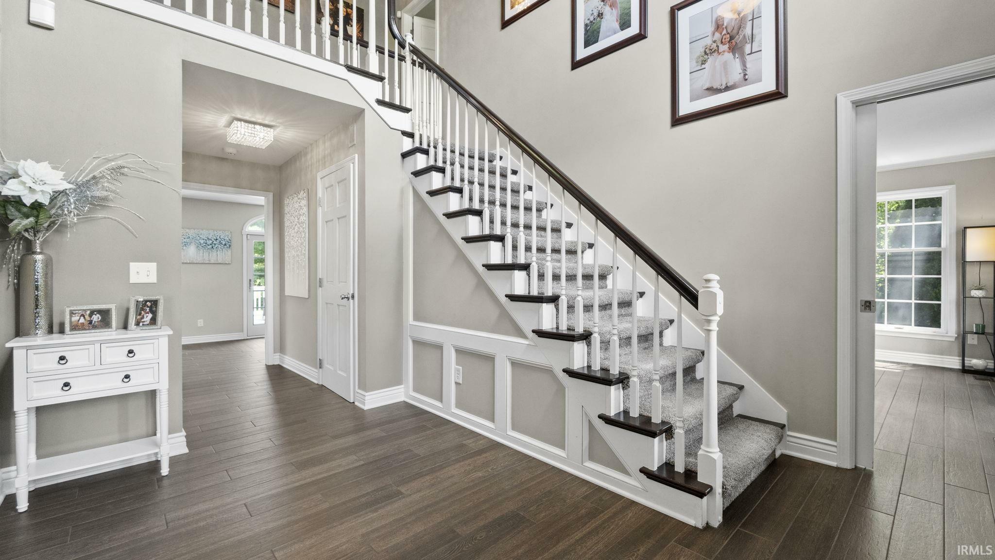 Property Photo: 1611 Sycamore Hills Drive IN 46814