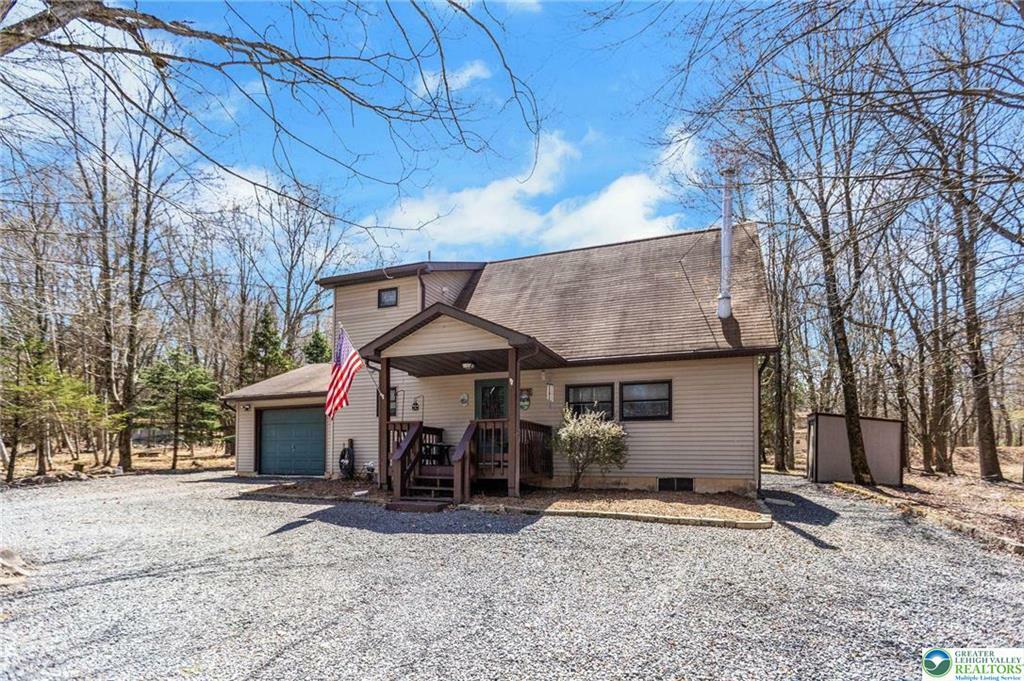 Property Photo: 70 Wylie Circle PA 18210