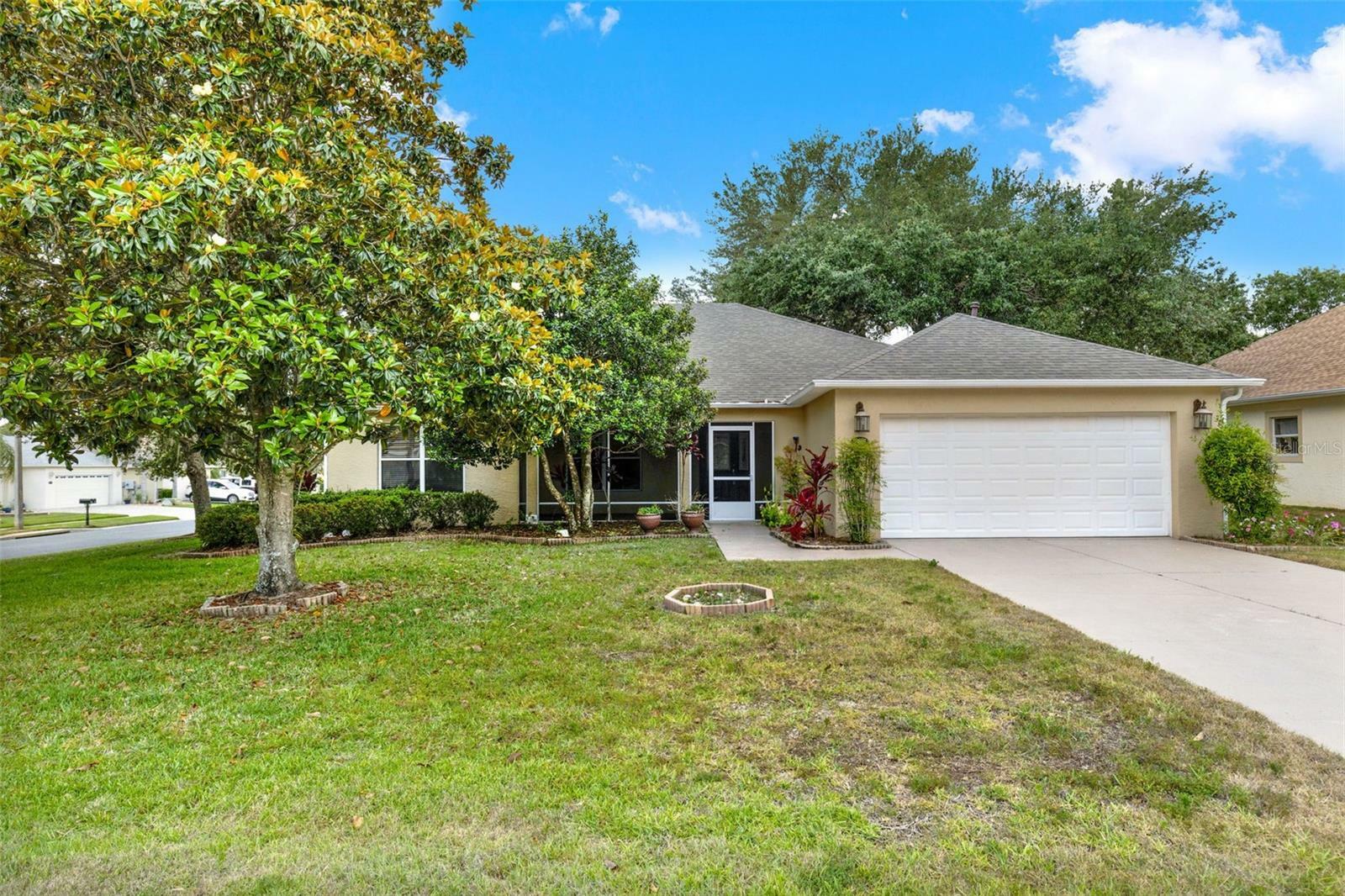 Property Photo: 26807 Bull Run FL 34748