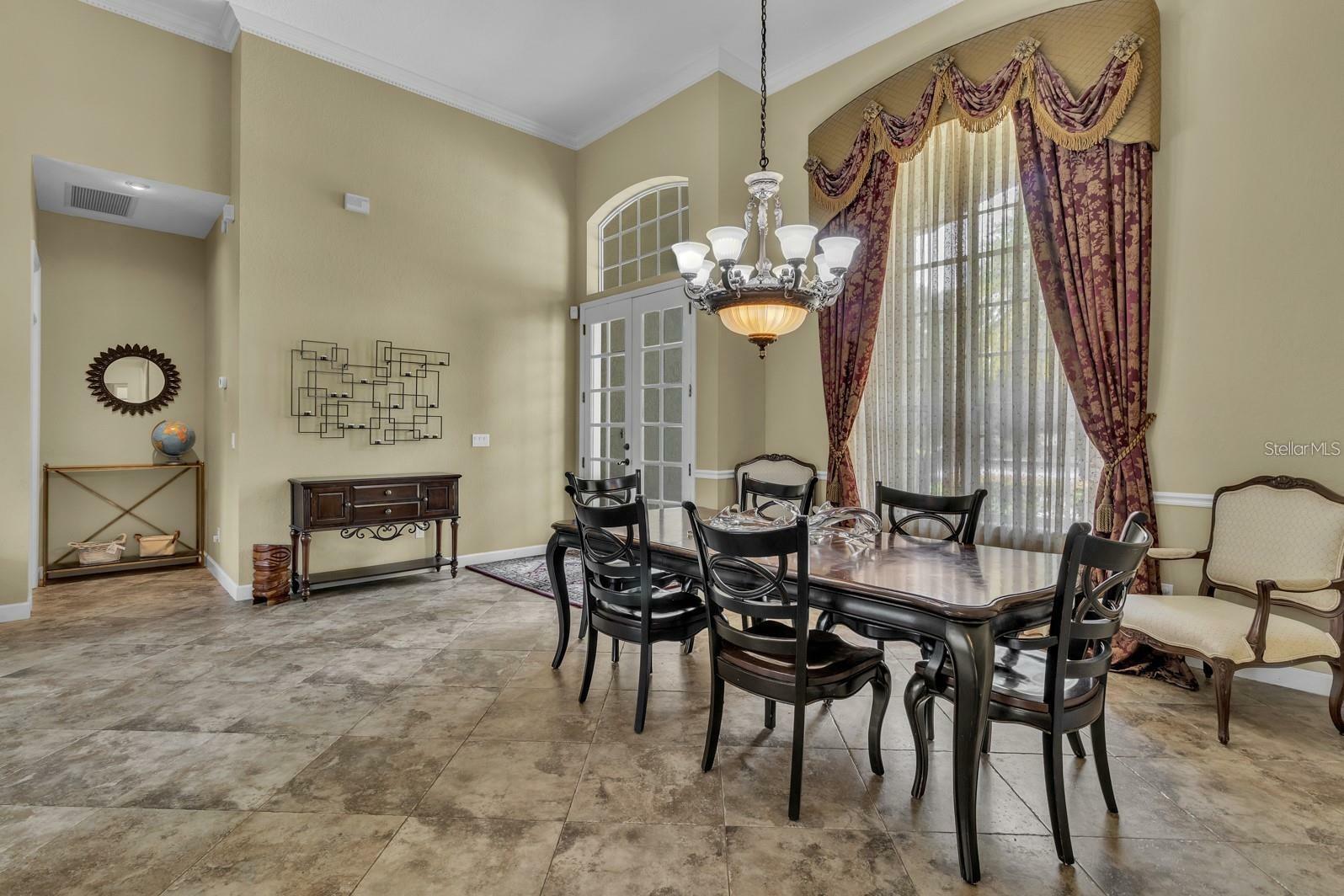 Property Photo: 8740 Ingleton Court FL 32836