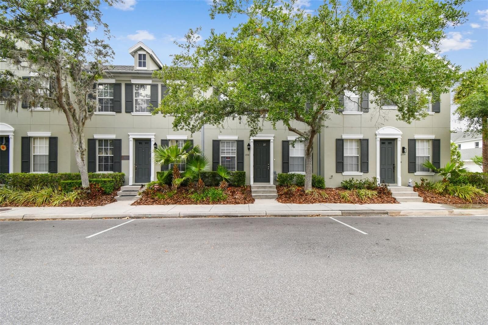 Property Photo:  11541 Fountainhead Drive  FL 33626 