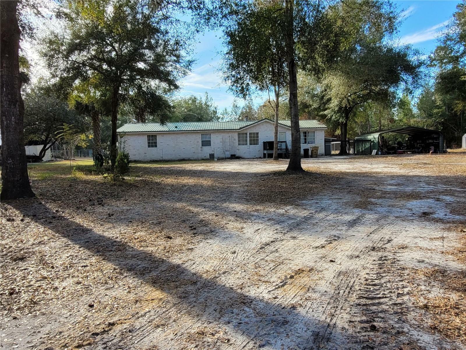 Property Photo: 41940 Pine Valley Drive FL 32767