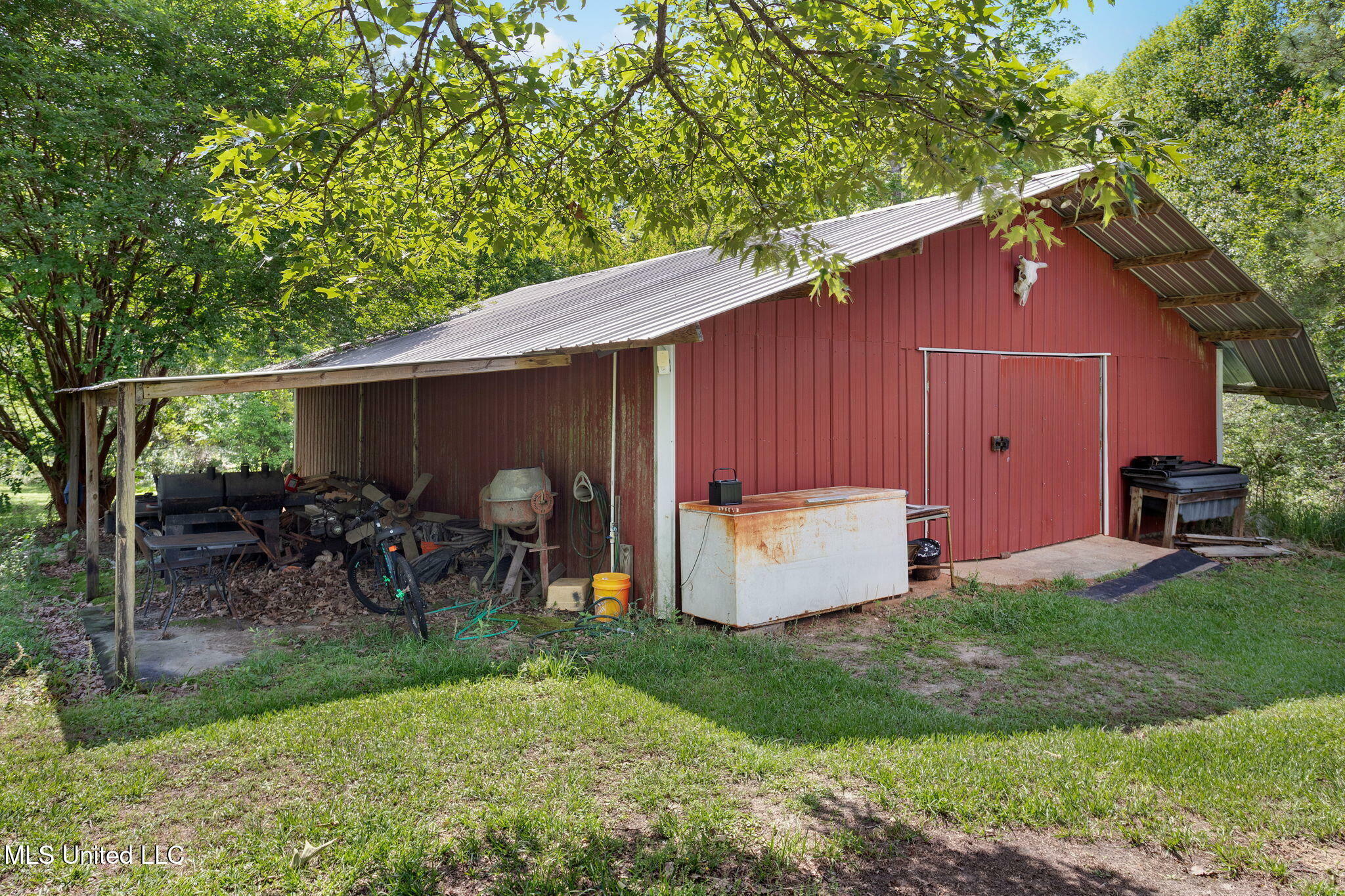 Property Photo: 12333 Road 209 MS 39466