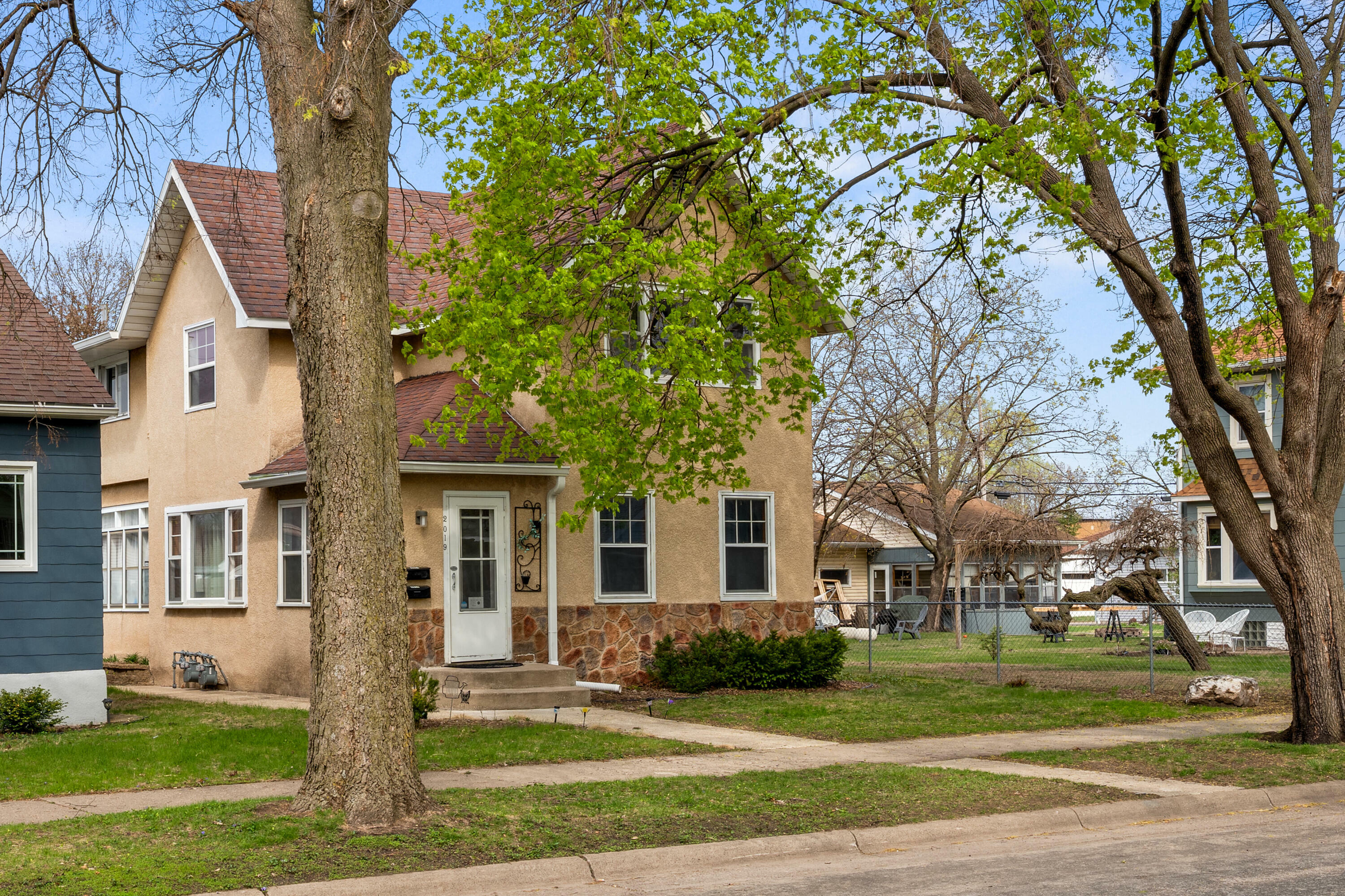Property Photo: 2017 Wood St 2019 WI 54603