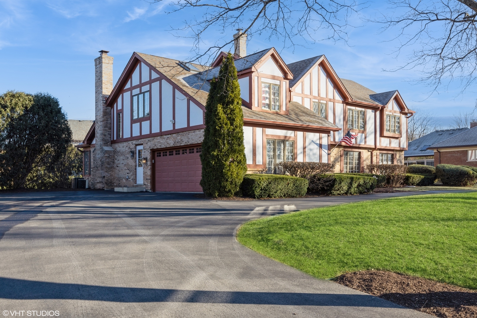 Property Photo: 3105 38th Street IL 60523
