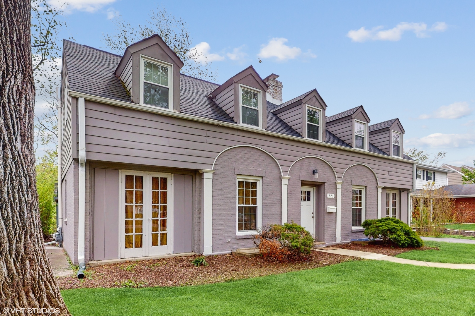 Property Photo: 623 Argyle Avenue IL 60422