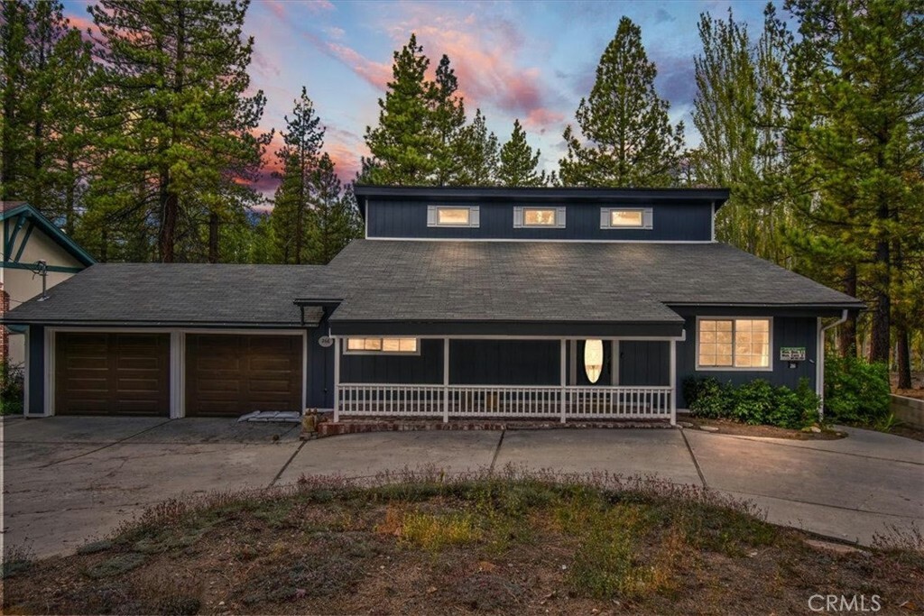 Property Photo: 266 Wren Drive CA 92315