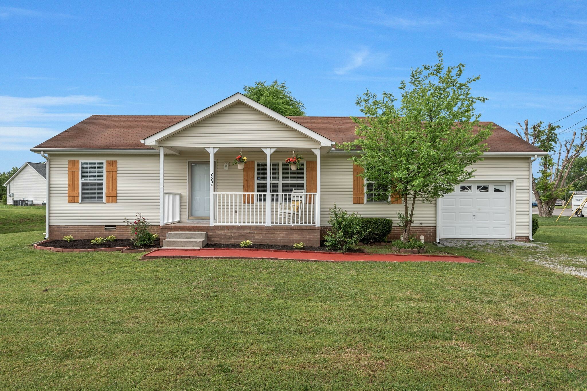 Property Photo: 2504 Floyd Ave TN 37127