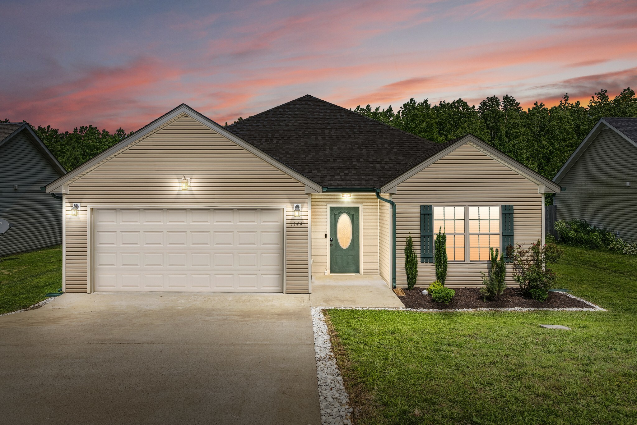 Property Photo: 1344 Freedom Dr TN 37042