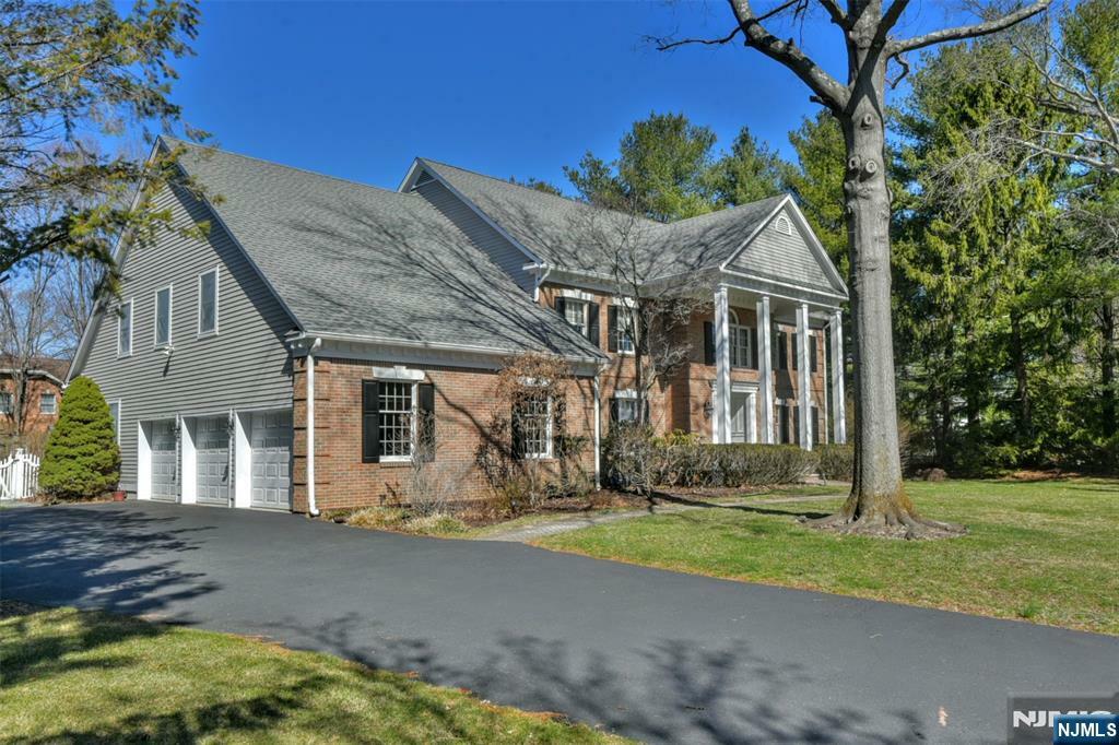 Property Photo: 400 Scholar Court NJ 07417