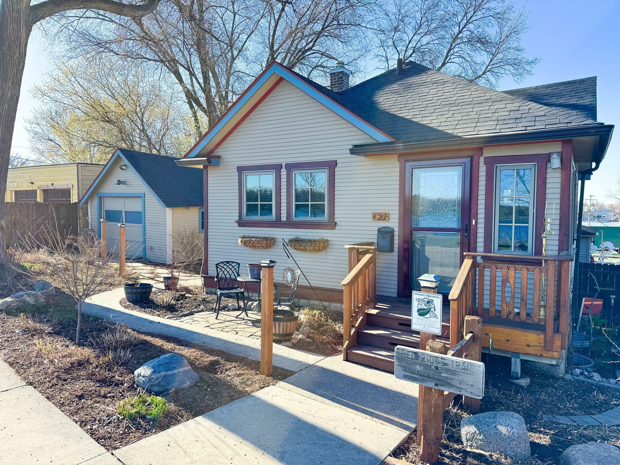 Property Photo: 127 S Lakeside Drive MN 56537