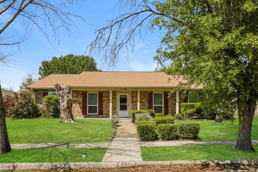 Property Photo: 2118 Wilderness Trail TX 75052