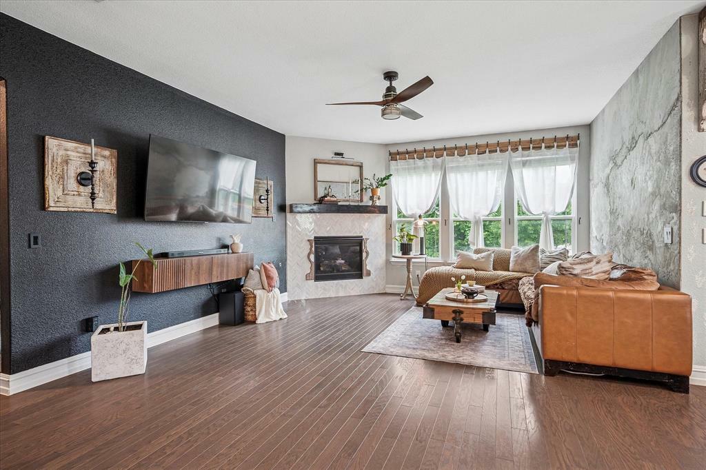 Property Photo: 2400 Richland Chambers Court TX 75098