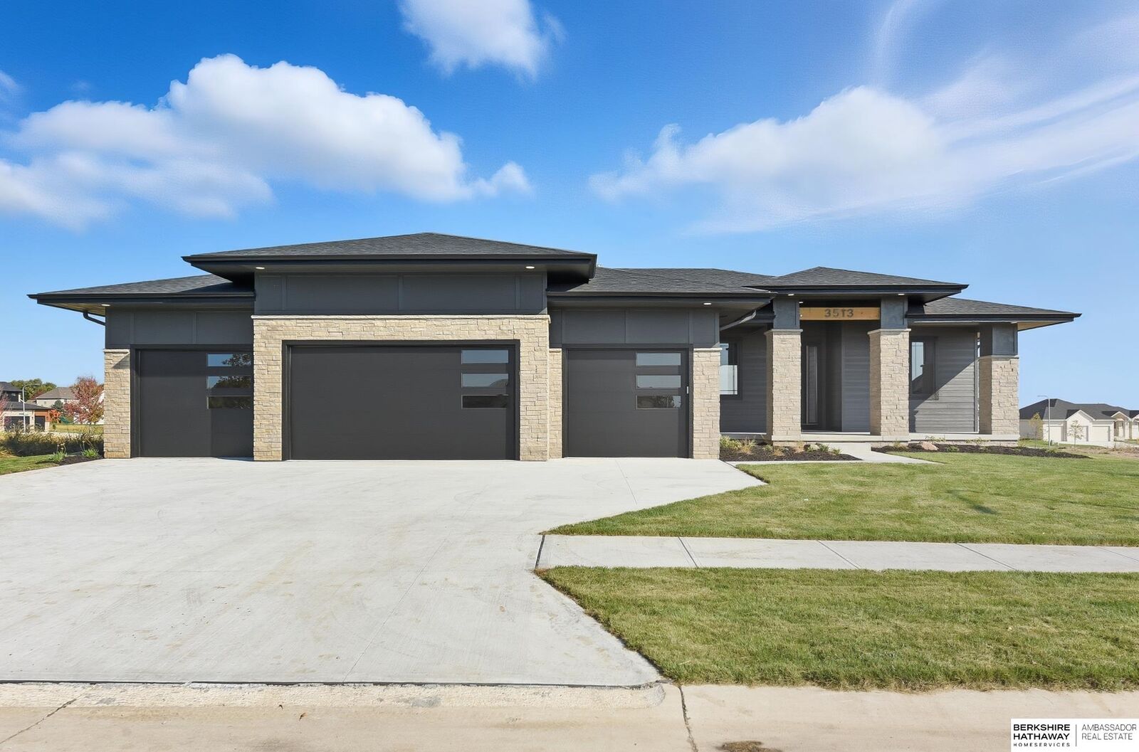 Property Photo: 3513 S 219th Street NE 68022