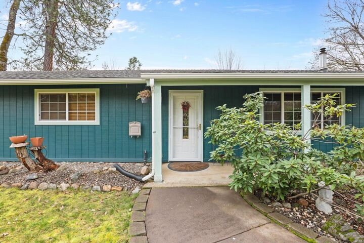 Property Photo:  149 Queens Branch Road  OR 97537 