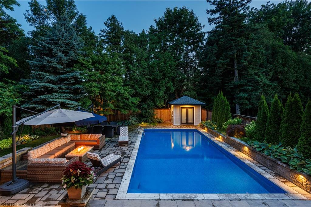 Property Photo:  212 Pine Cove Road  ON L7N 1W2 