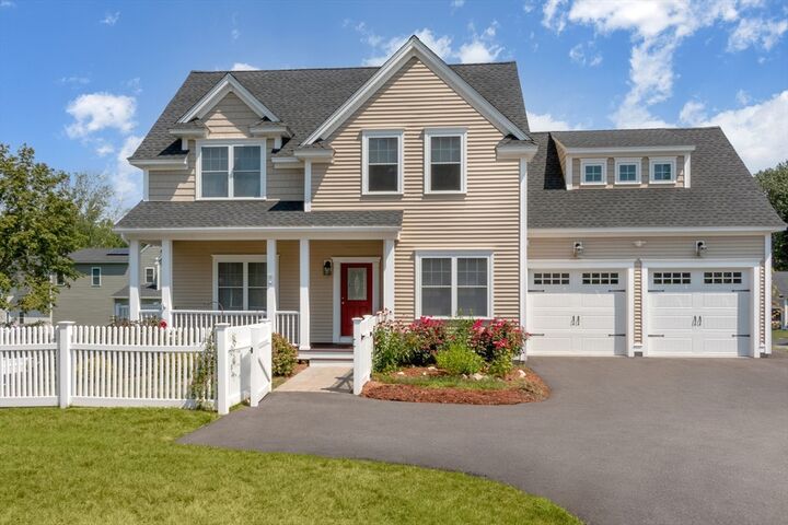 4 Curley Cir  Ayer MA 01432 photo
