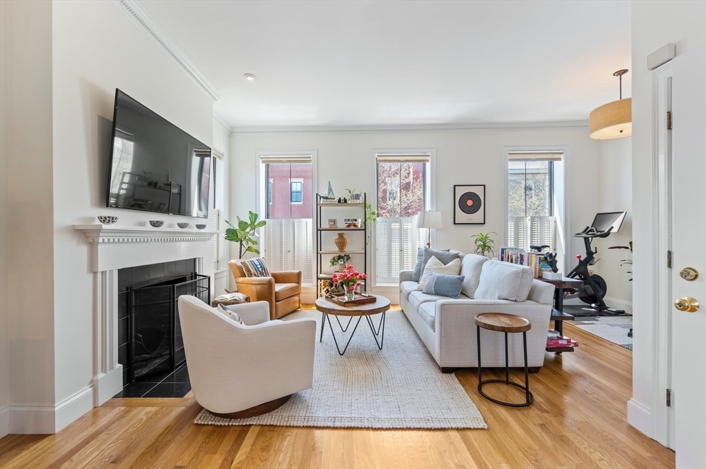 Property Photo: 285 Bunker Hill St 2 MA 02129