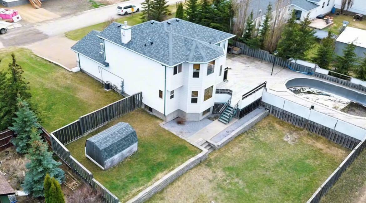 Property Photo: 214 3 Street W AB T0J 2C0