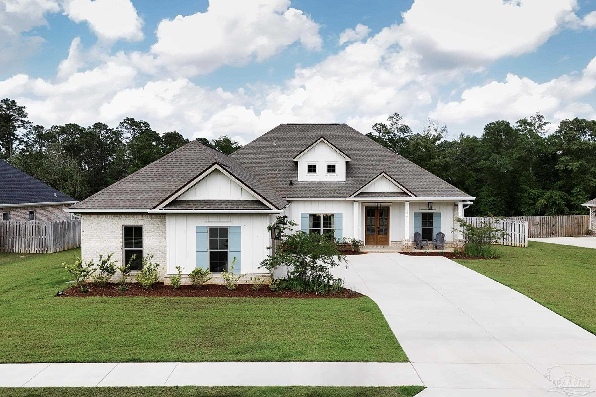 Property Photo:  2876 Trestle Way  FL 32533 