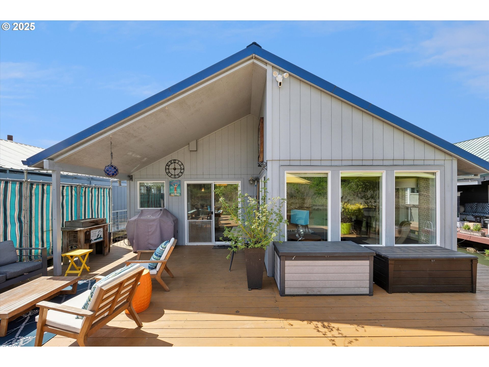 Property Photo: 2630 N Hayden Island Dr 34 OR 97217