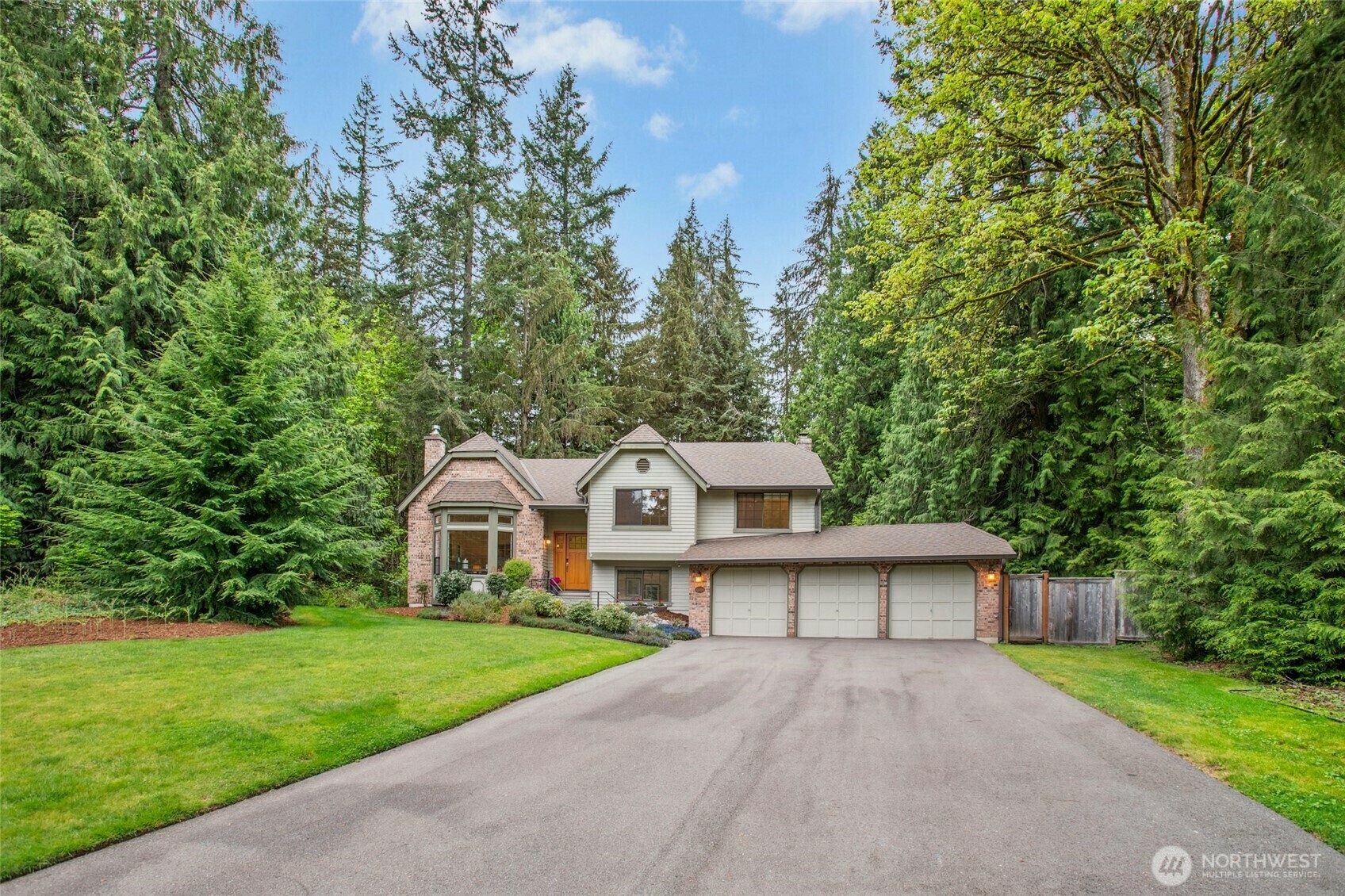 Property Photo: 18414 NE 192nd Street WA 98077