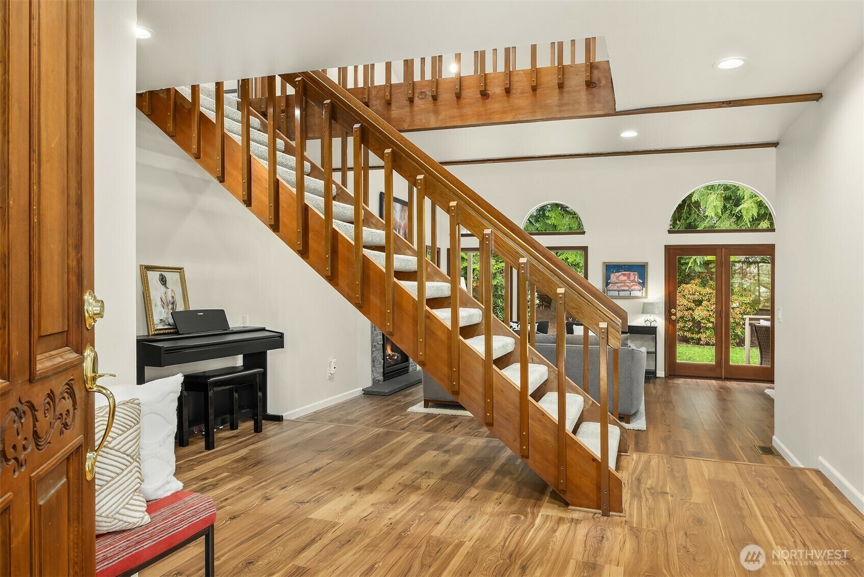 Property Photo: 22928 NE 15th Place WA 98074