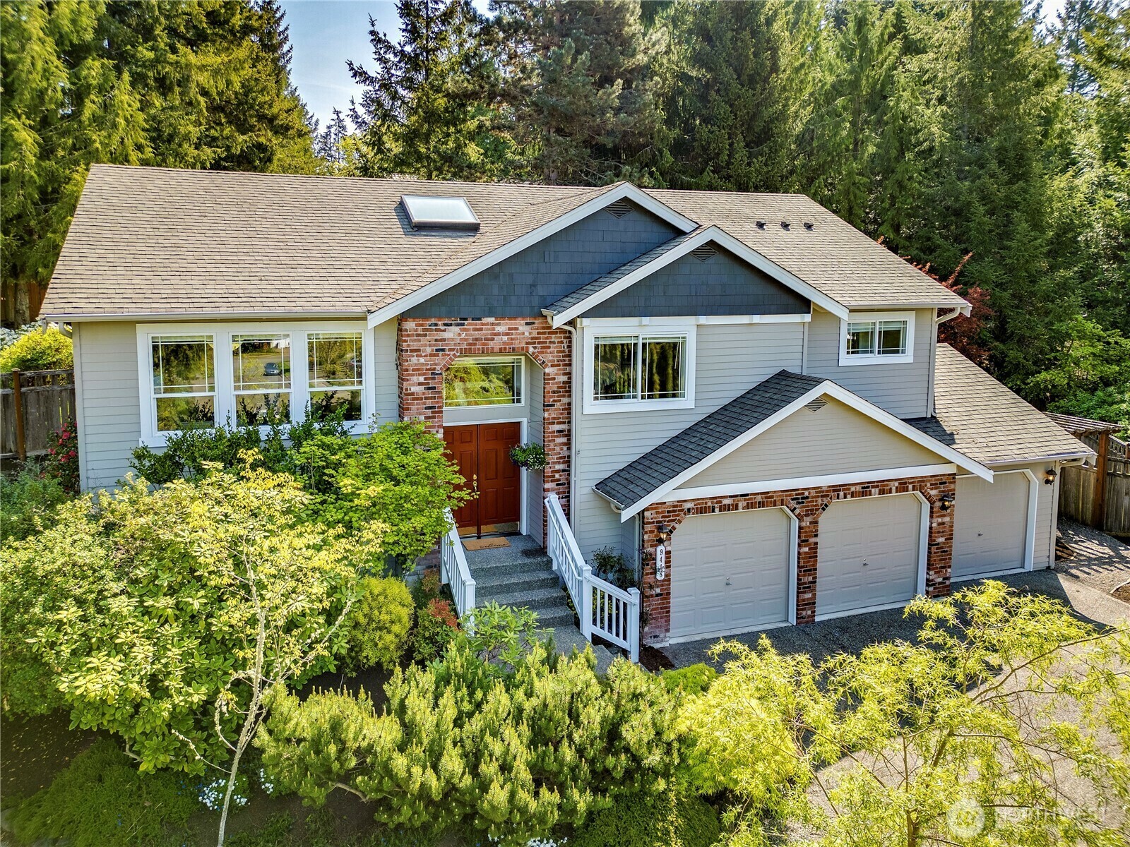 9418 NE Tidal Court  Bainbridge Island WA 98110 photo