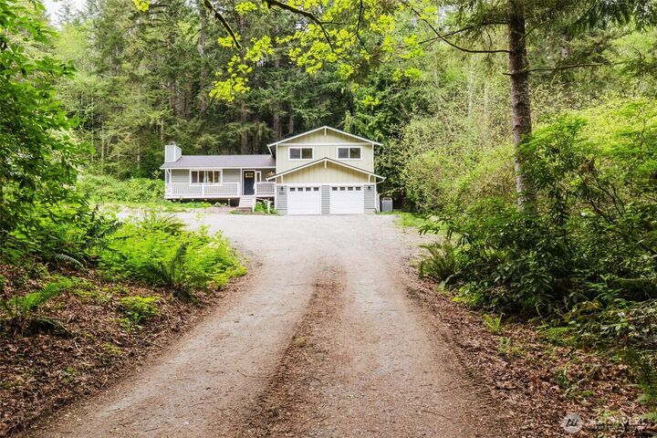 Property Photo: 5450 NE Laura Loop WA 98370
