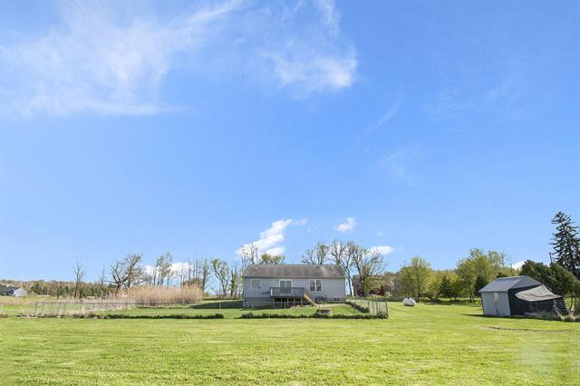 6253 Mills Highway  Eaton Rapids Twp MI 48827 photo