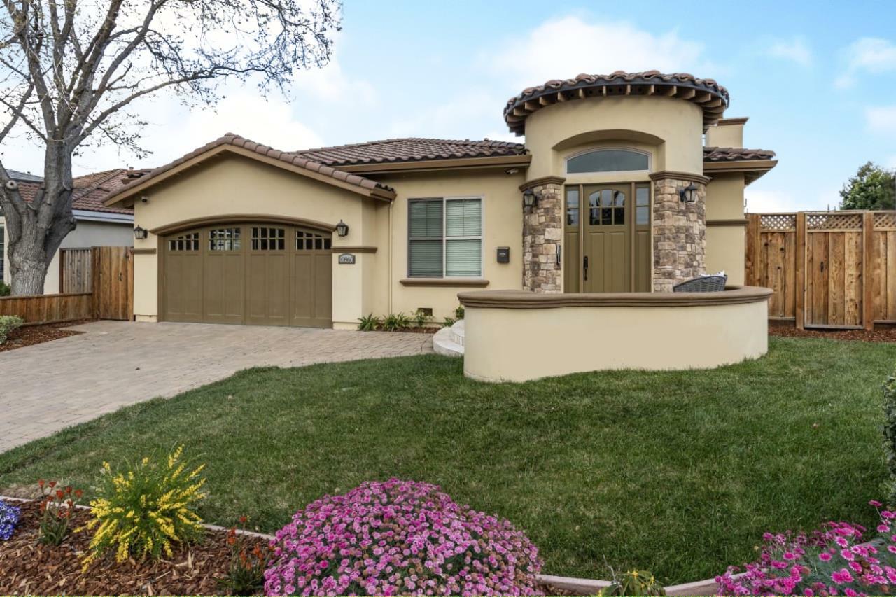 10860 Johnson Avenue  Cupertino CA 95014 photo