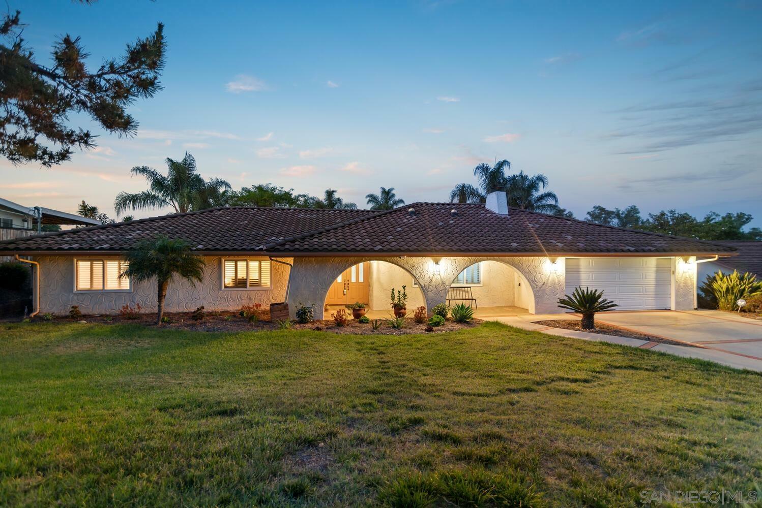 Property Photo: 1654 Palomino Ln CA 92025