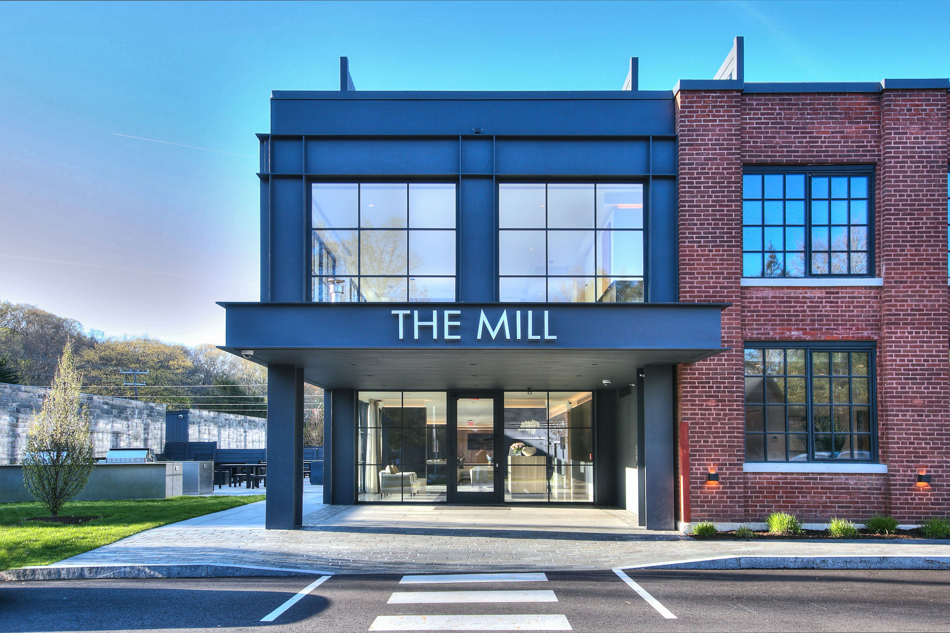 Property Photo: 41 Richmondville Avenue 304 CT 06880