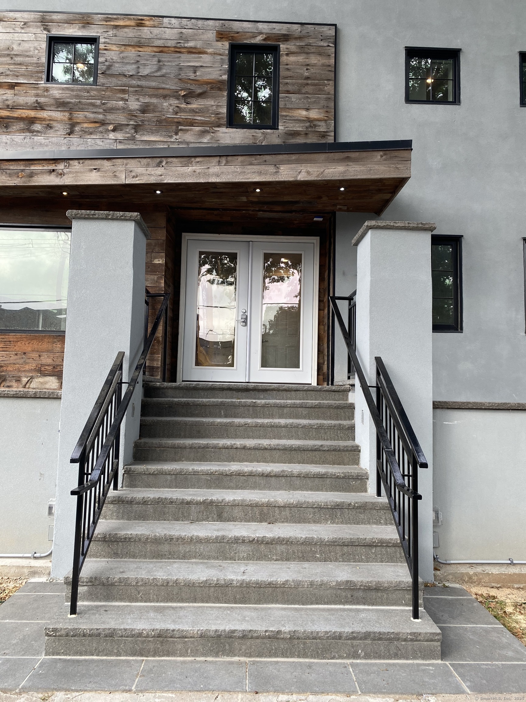Property Photo: 48 Dixwell Avenue CT 06511