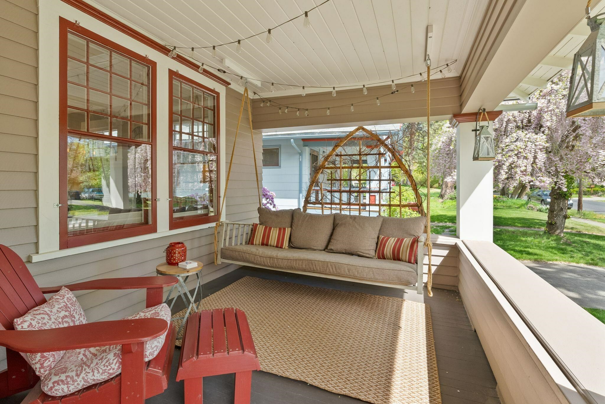 Property Photo:  314 W 17th Ave  WA 99203 