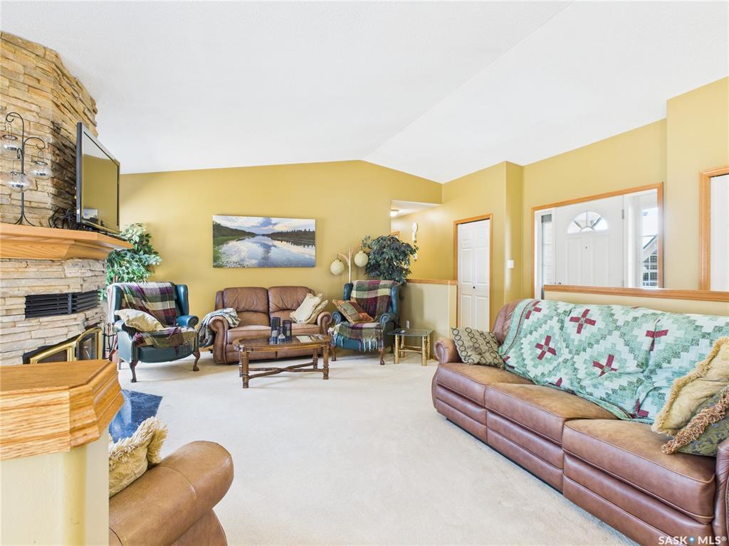 Property Photo: 104 Northern Meadows Drive SK S0M 2K0
