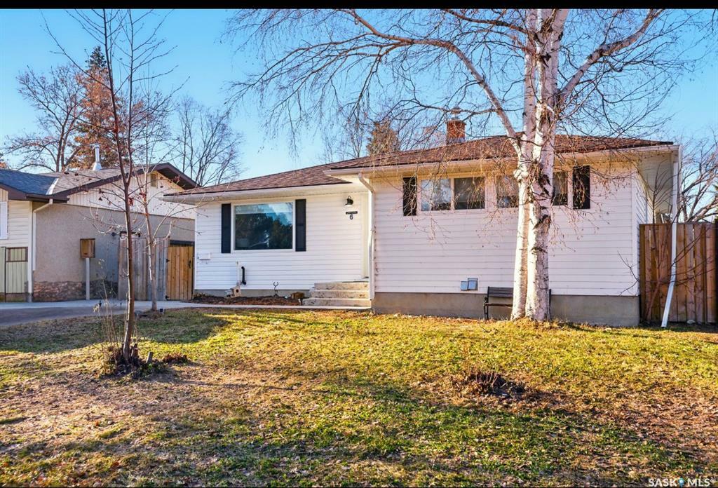 Photo de la propriété: 6 Vickies Place SK S7N 2R2