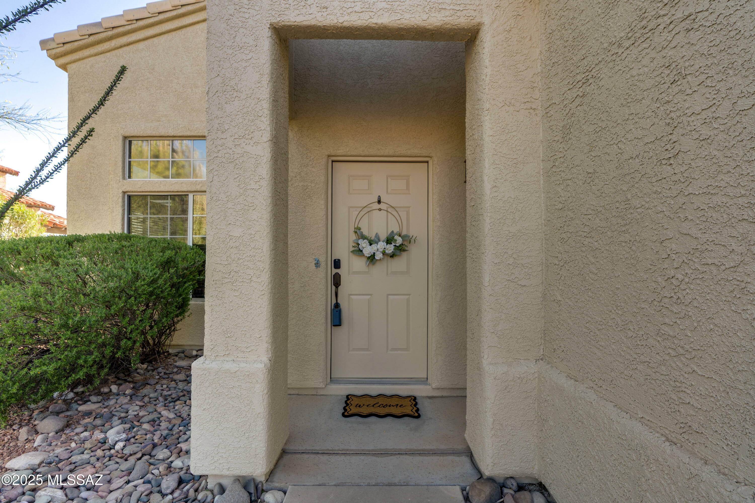 Property Photo: 10261 N Wild Turkey Lane AZ 85737