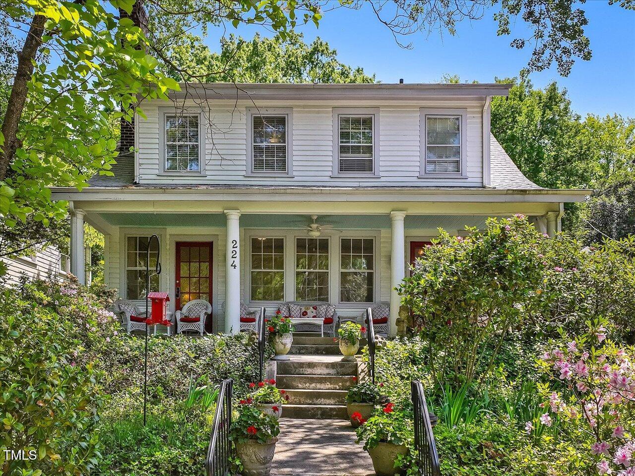 Property Photo: 224 E Park Drive NC 27605