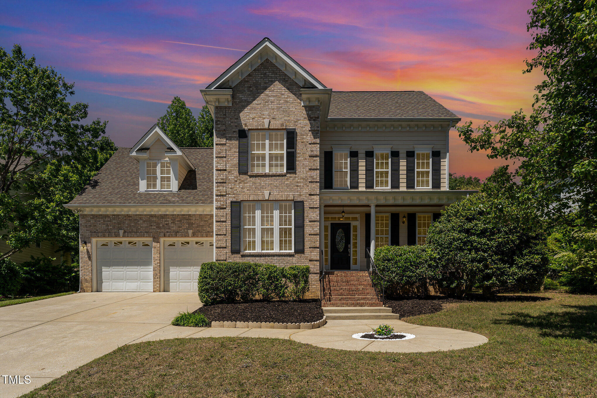 Property Photo: 1221 Tartarian Trail NC 27502