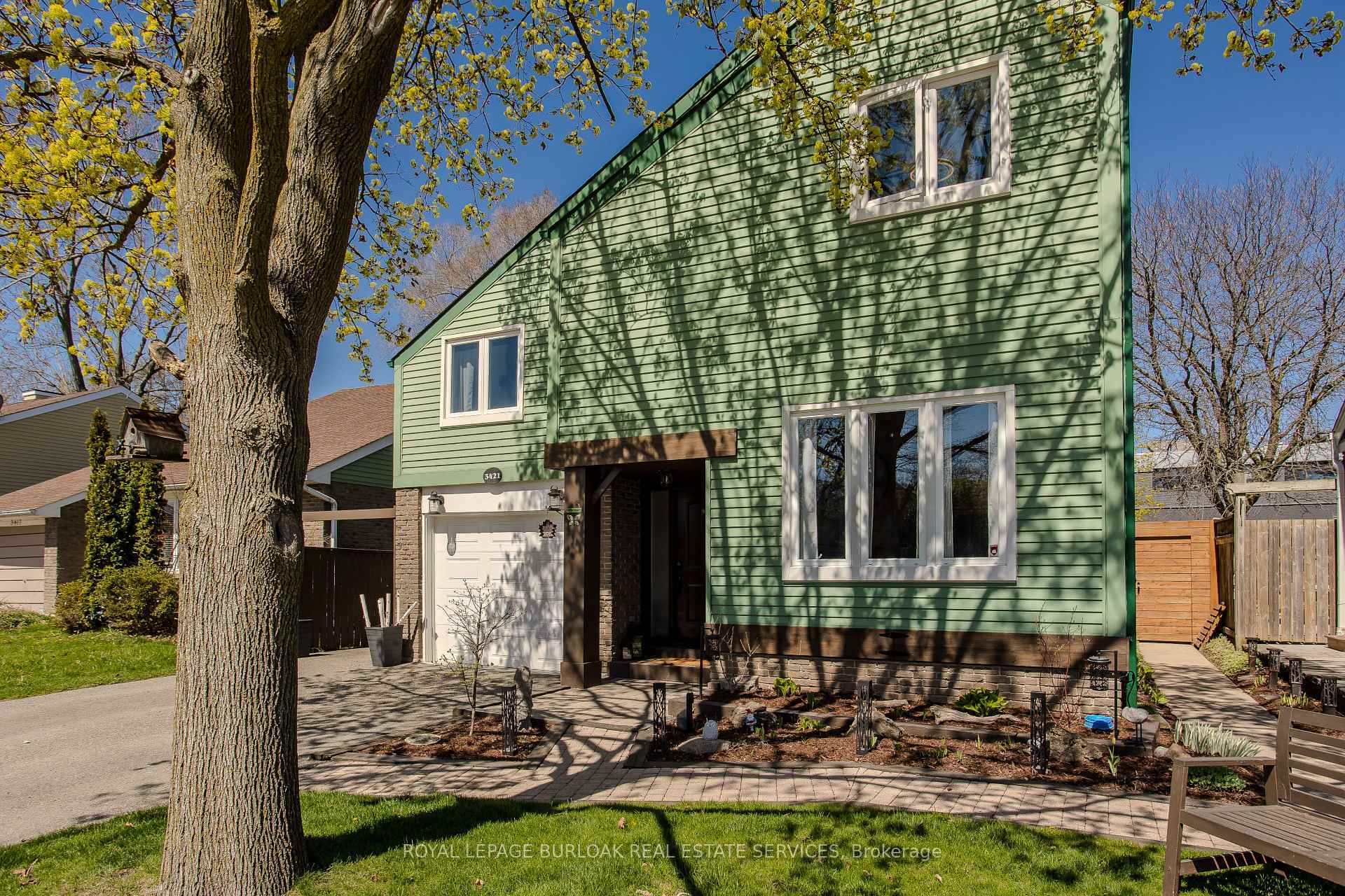 Photo de la propriété: 3421 Rockwood Drive ON L7N 3H6