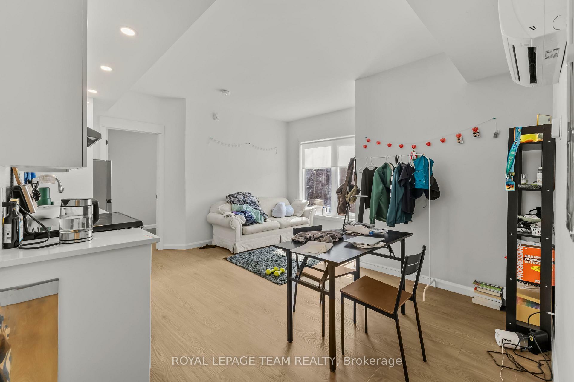 Property Photo: 506 Gladstone Avenue 204 ON K1R 5P1