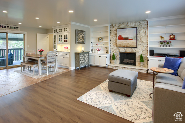 Property Photo: 1122 E Edgewood Dr UT 84403