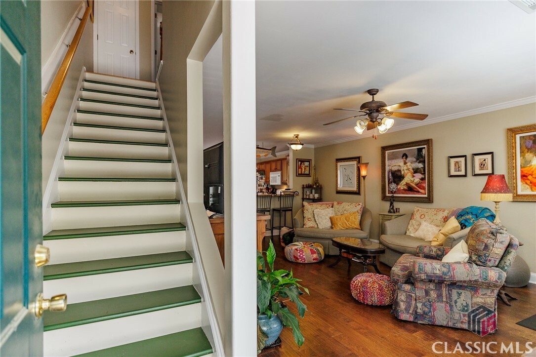 Property Photo: 410 Logmont Trace 14 GA 30606
