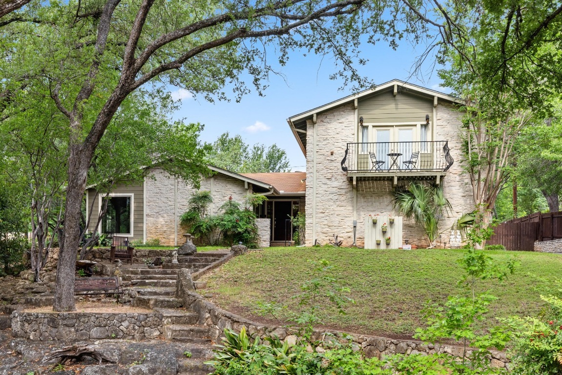 7504 Creekbluff Drive  Austin TX 78750 photo