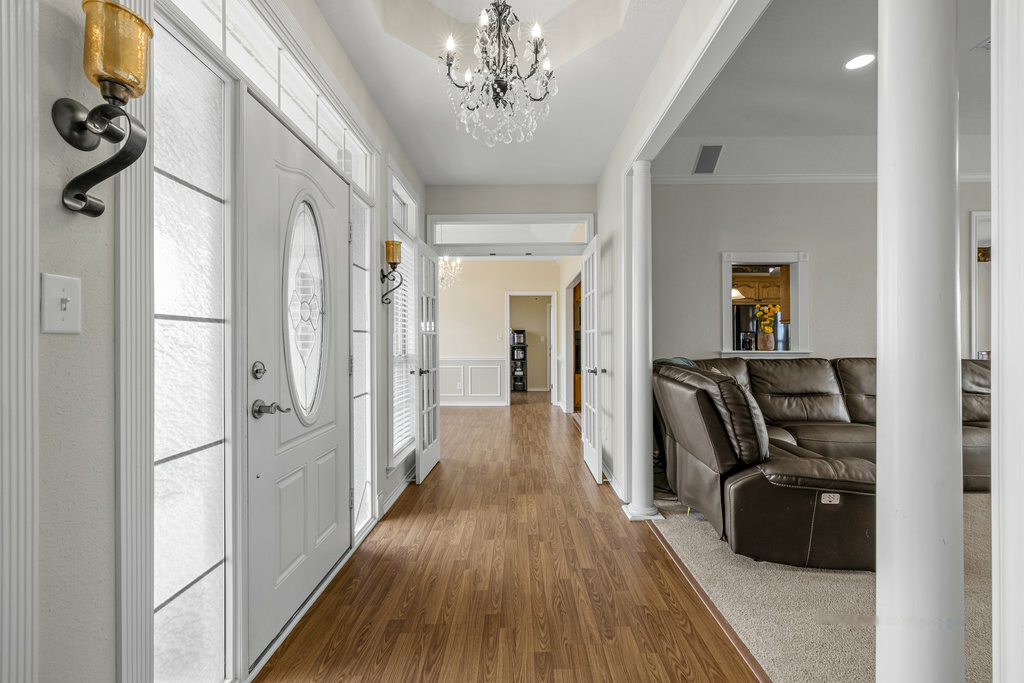 Property Photo: 1566 Raby Road TX 76524