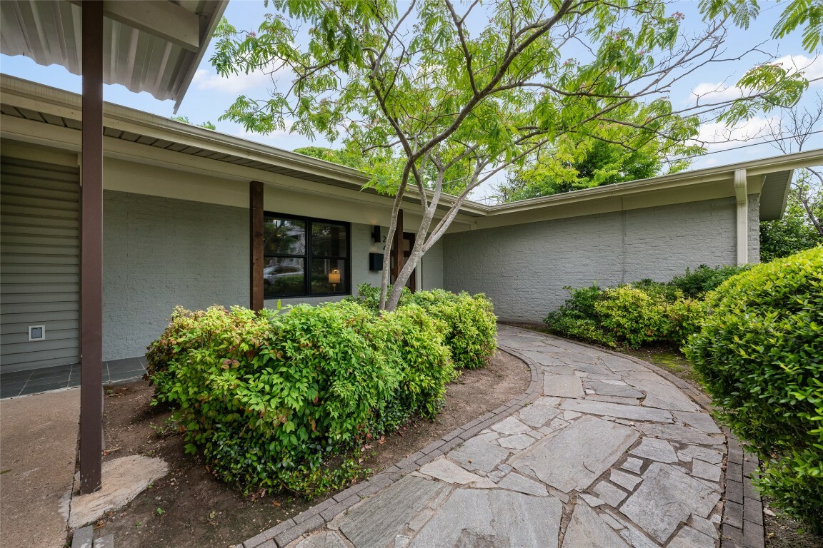 Property Photo: 2406 Pegram Avenue TX 78757