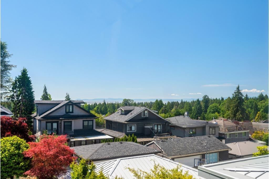 Property Photo: 4006 W 34th Avenue BC V6N 2L7