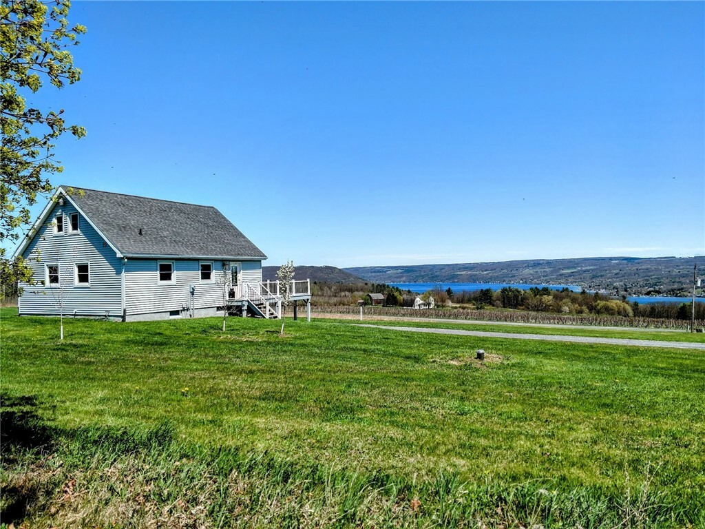 9815 Middle Road  Hammondsport NY 14840 photo