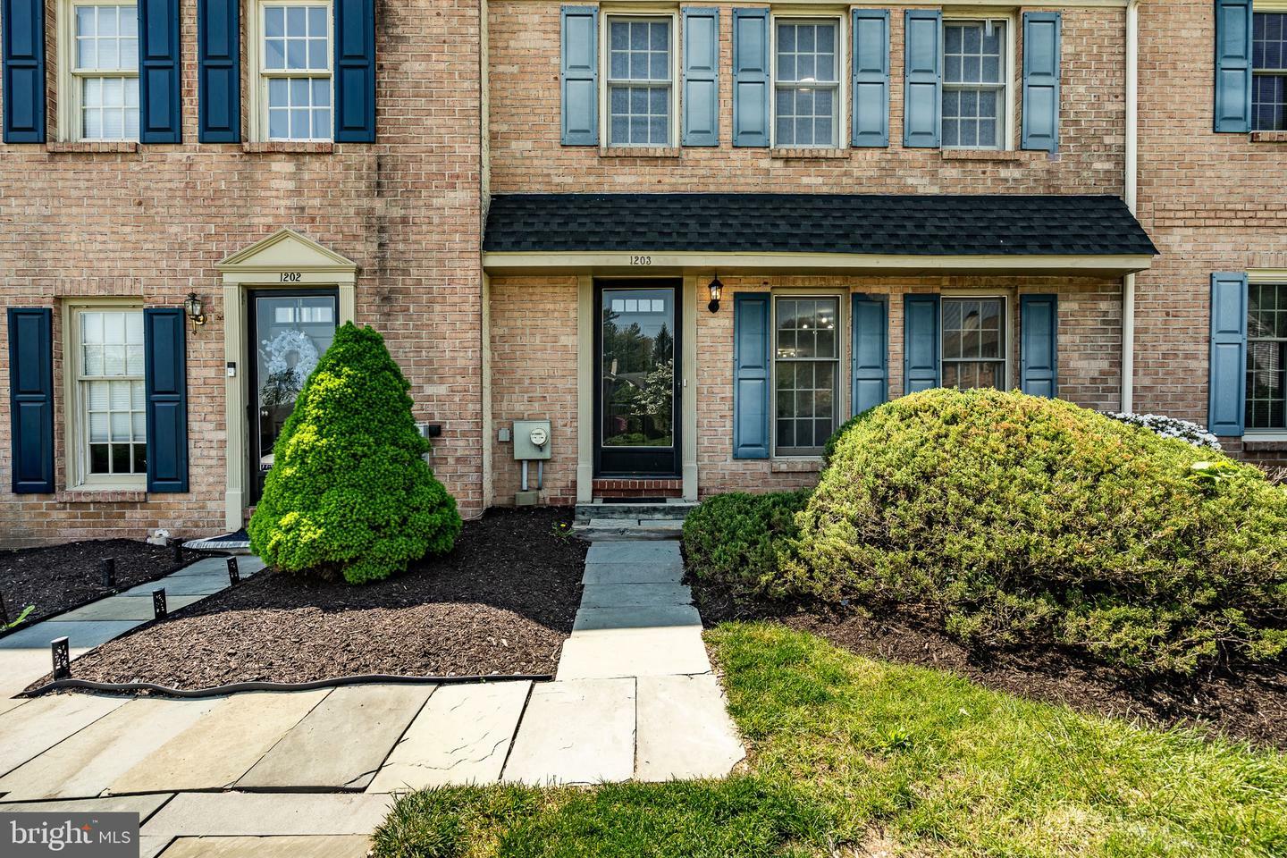 1203 Pointe Court  Chester Springs PA 19425 photo
